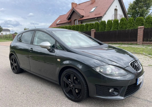 Seat Leon cena 30900 przebieg: 187418, rok produkcji 2011 z Nidzica małe 781